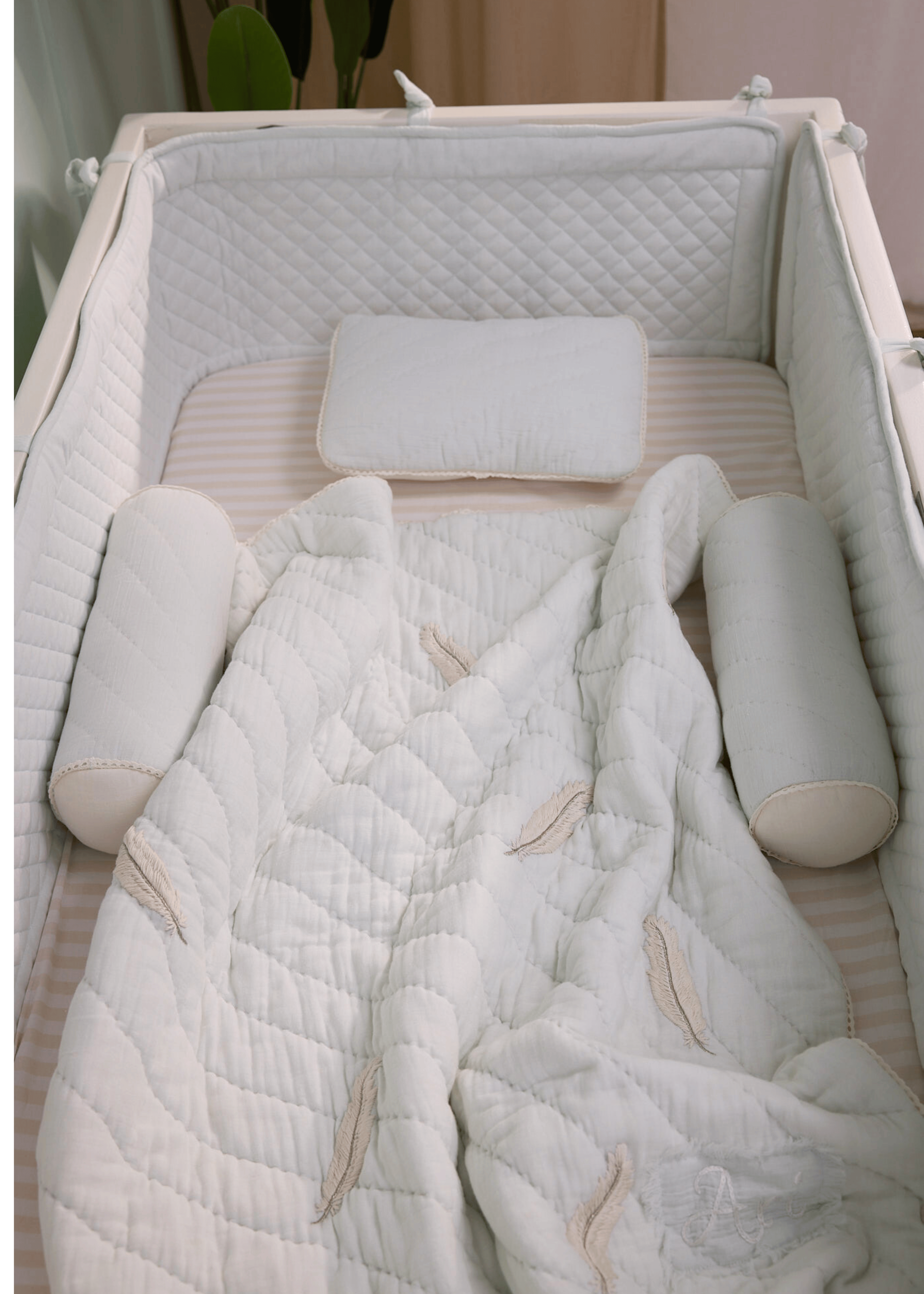 Plume Cot Bedding Set