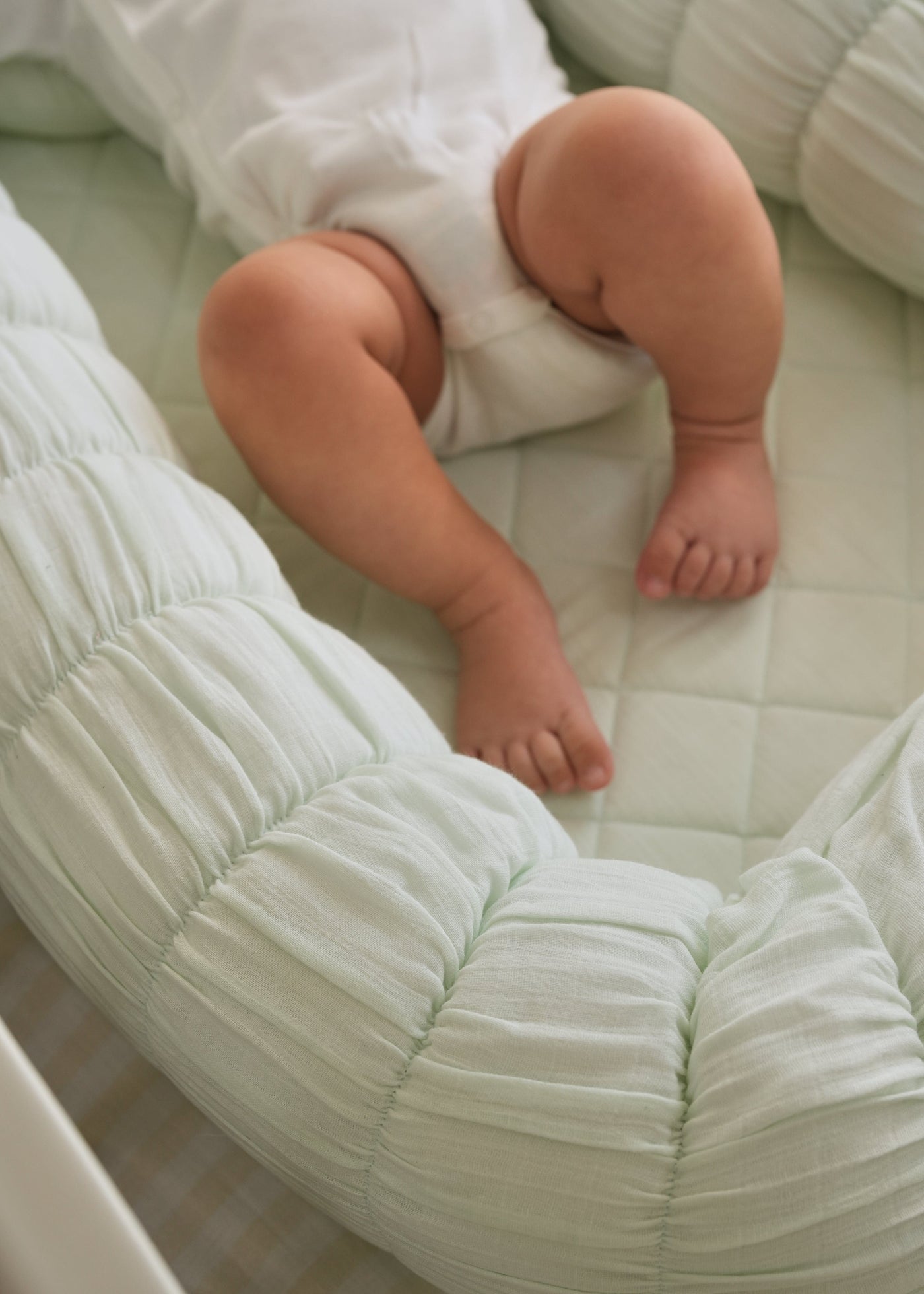 The Sleep Cloud Nest - Aqua + Counting Sheep Blanket