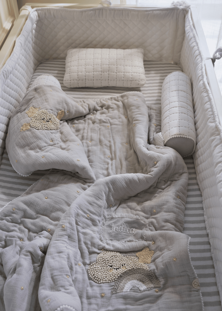 مجموعة مفروشات سرير الأطفال الكاملة من ستاري نايت بيبي مع ممتص للصدمات